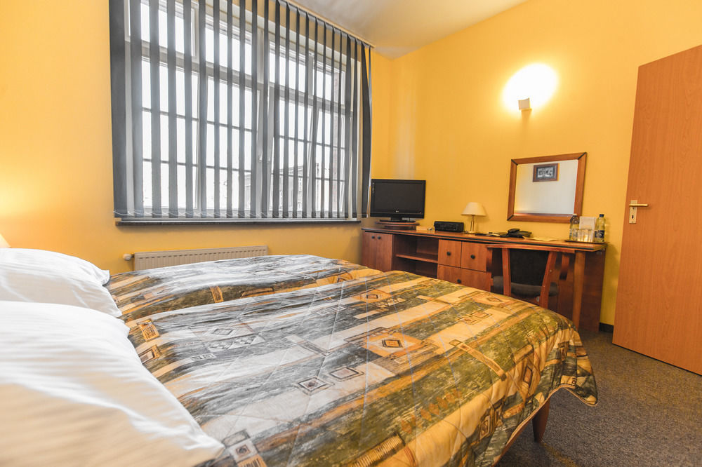Hotel Rycerski شتشيتسين المظهر الخارجي الصورة