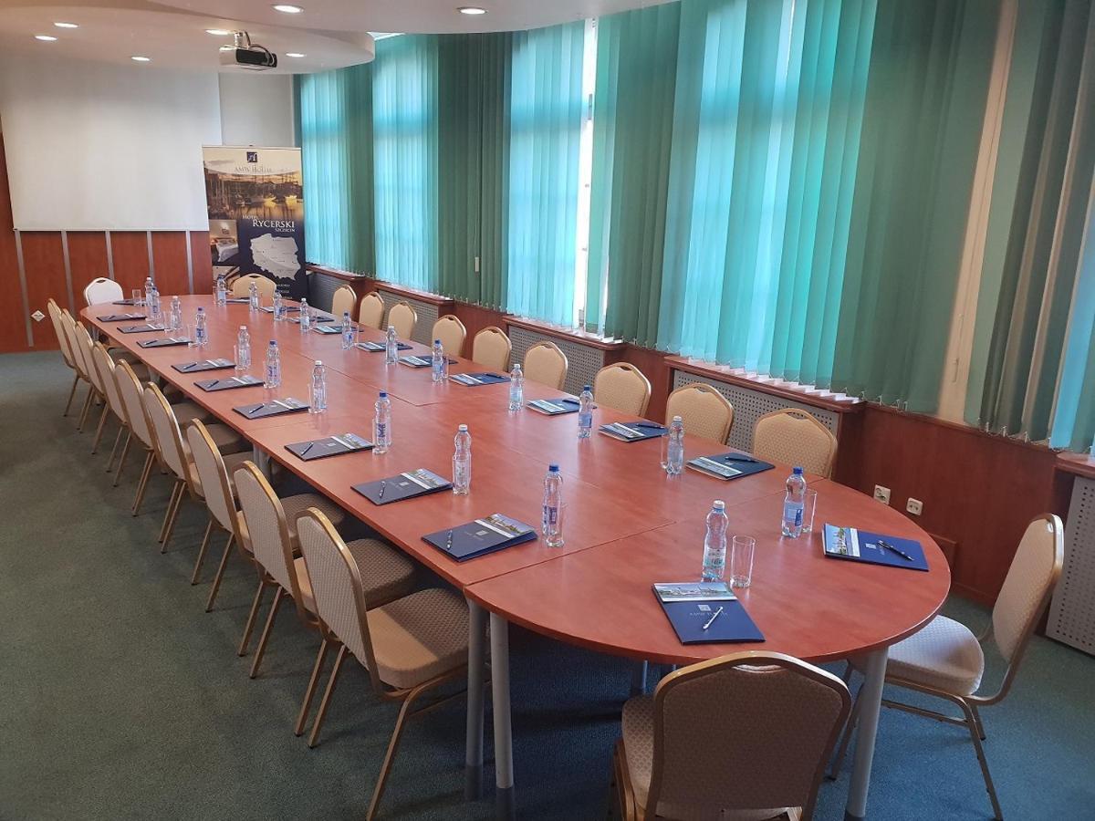 Hotel Rycerski شتشيتسين المظهر الخارجي الصورة
